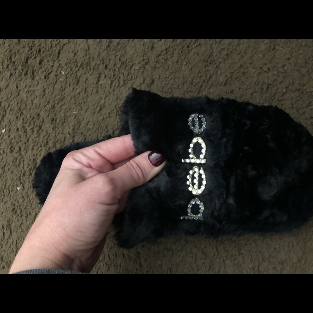 Bebe slippers